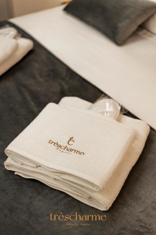 Trescharme Bed and Breakfast Άντρια Εξωτερικό φωτογραφία